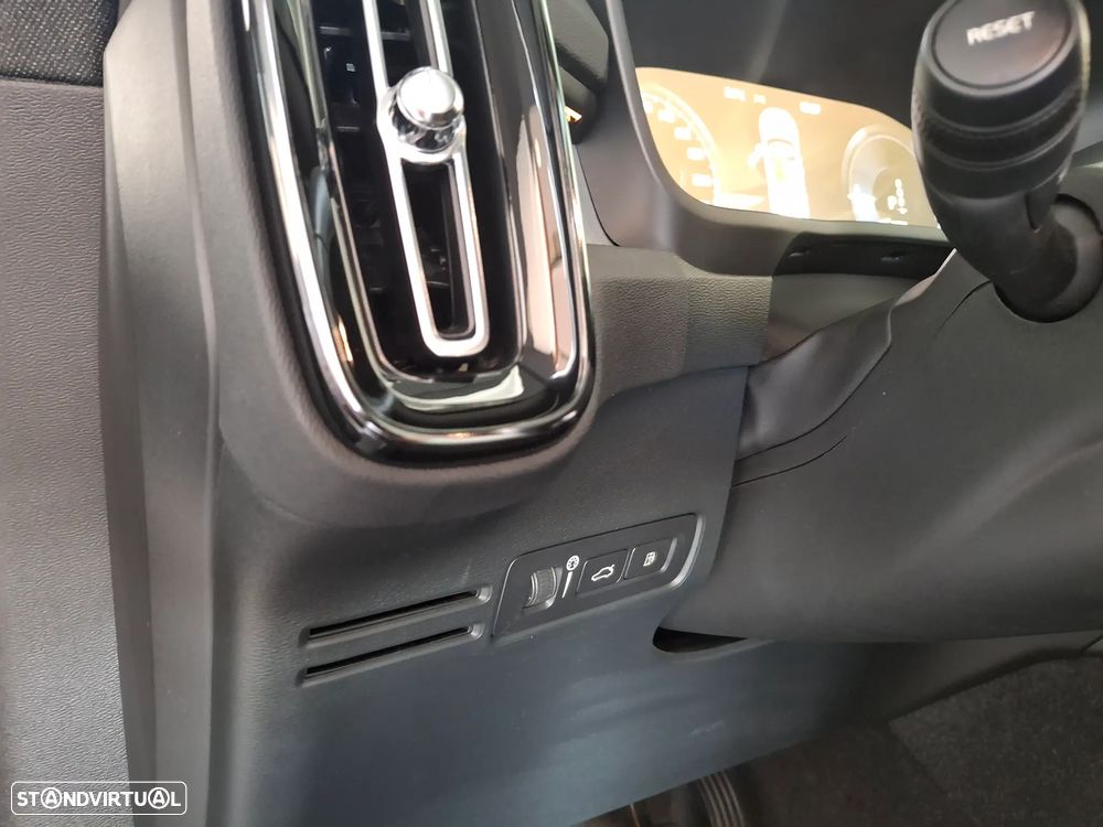 Volvo XC 40 1.5 T5 PHEV Core - 18