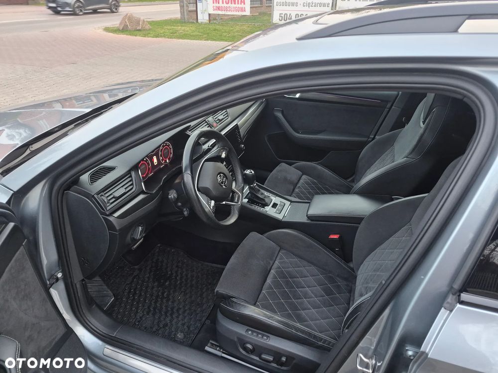 Skoda Superb 1.4 TSI Plug-In Hybrid Sportline DSG - 8