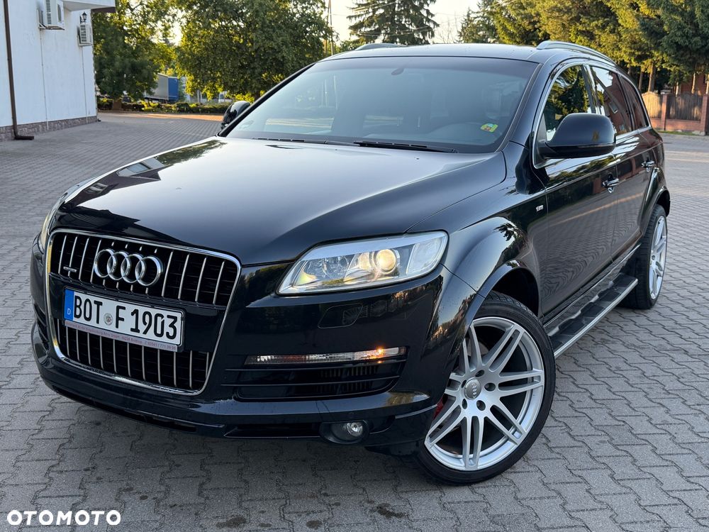 Audi Q7 - 1