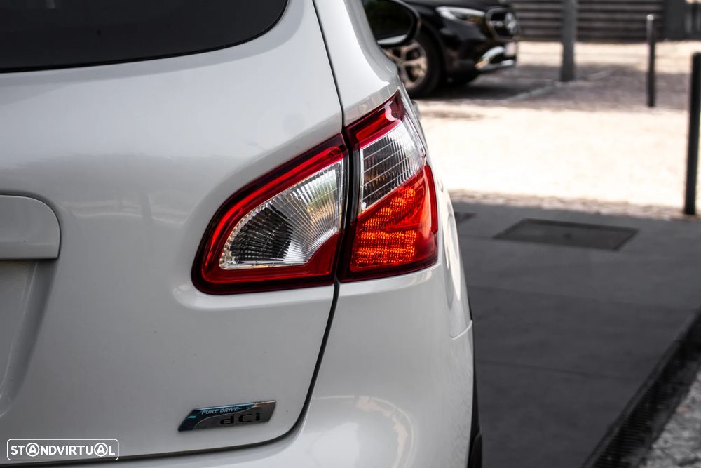 Nissan Qashqai 1.6 dCi DPF tekna - 11