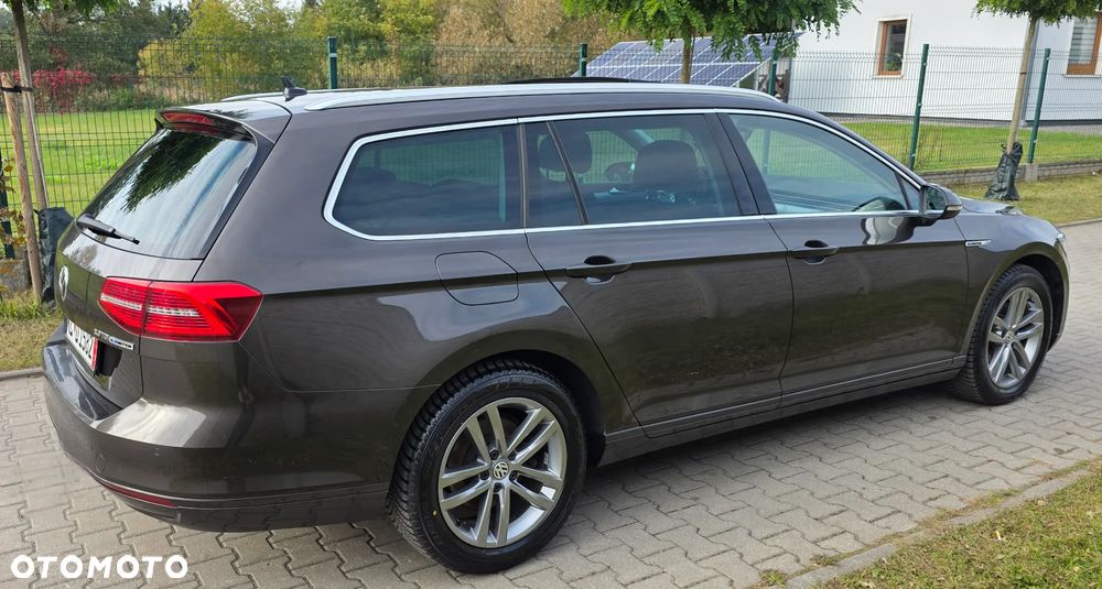 Volkswagen Passat 2.0 TDI (BlueMotion Technology) DSG Highline - 10