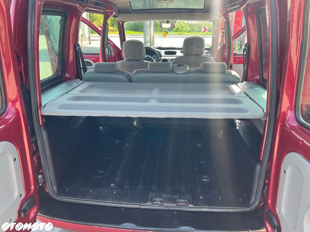 Renault Kangoo 1.6 16V Alize - 10