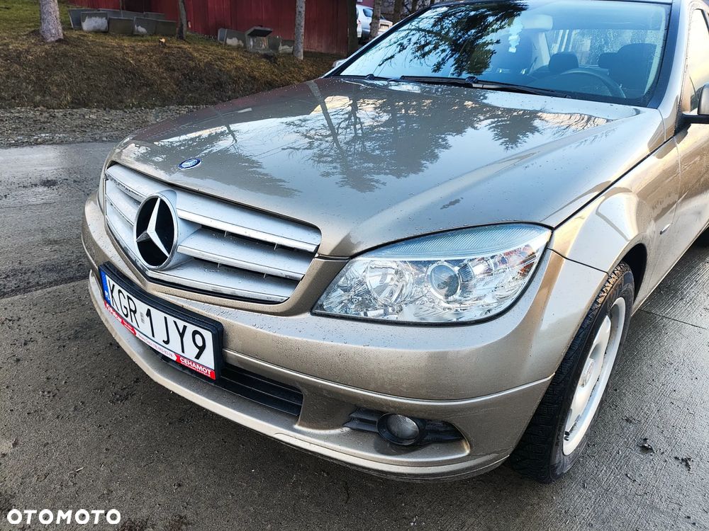 Mercedes-Benz Klasa C 200 CDI DPF Classic - 23