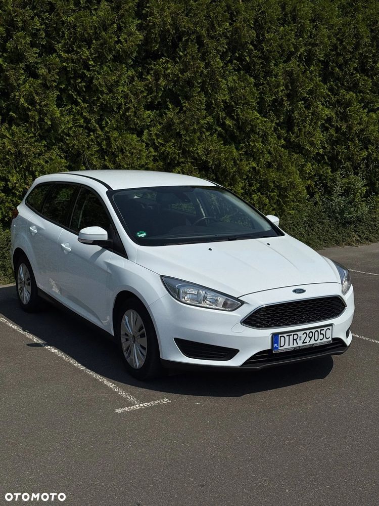 Ford Focus 1.0 EcoBoost Active - 3