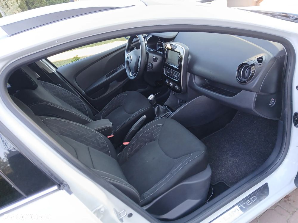 Renault Clio 0.9 TCe Limited - 13