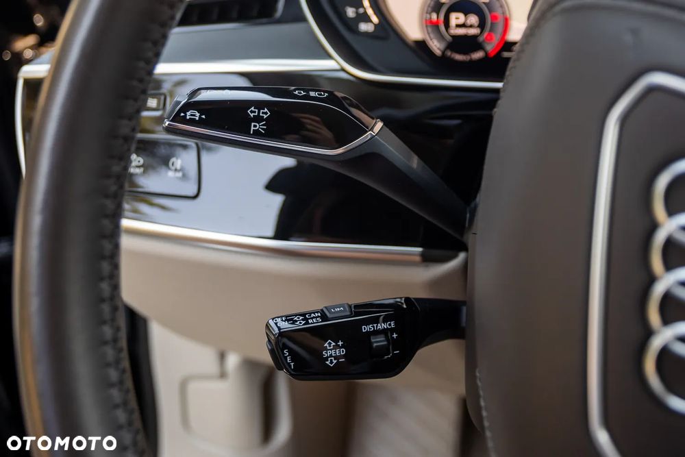 Audi A8 - 26