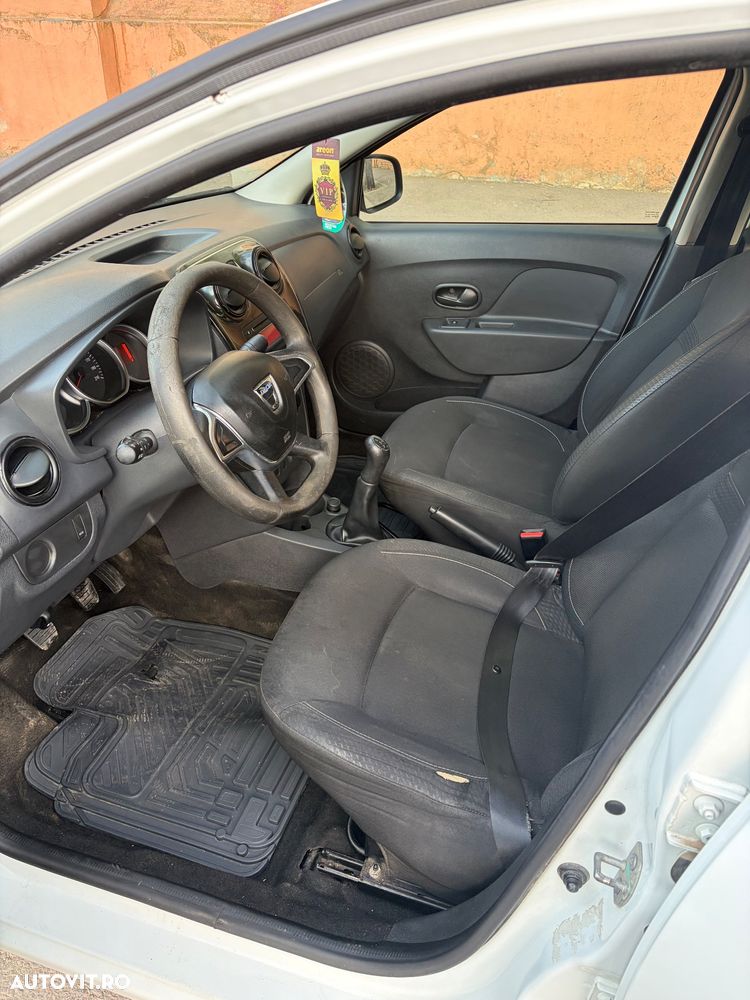 Dacia Logan 1.5 dCi Prestige - 9