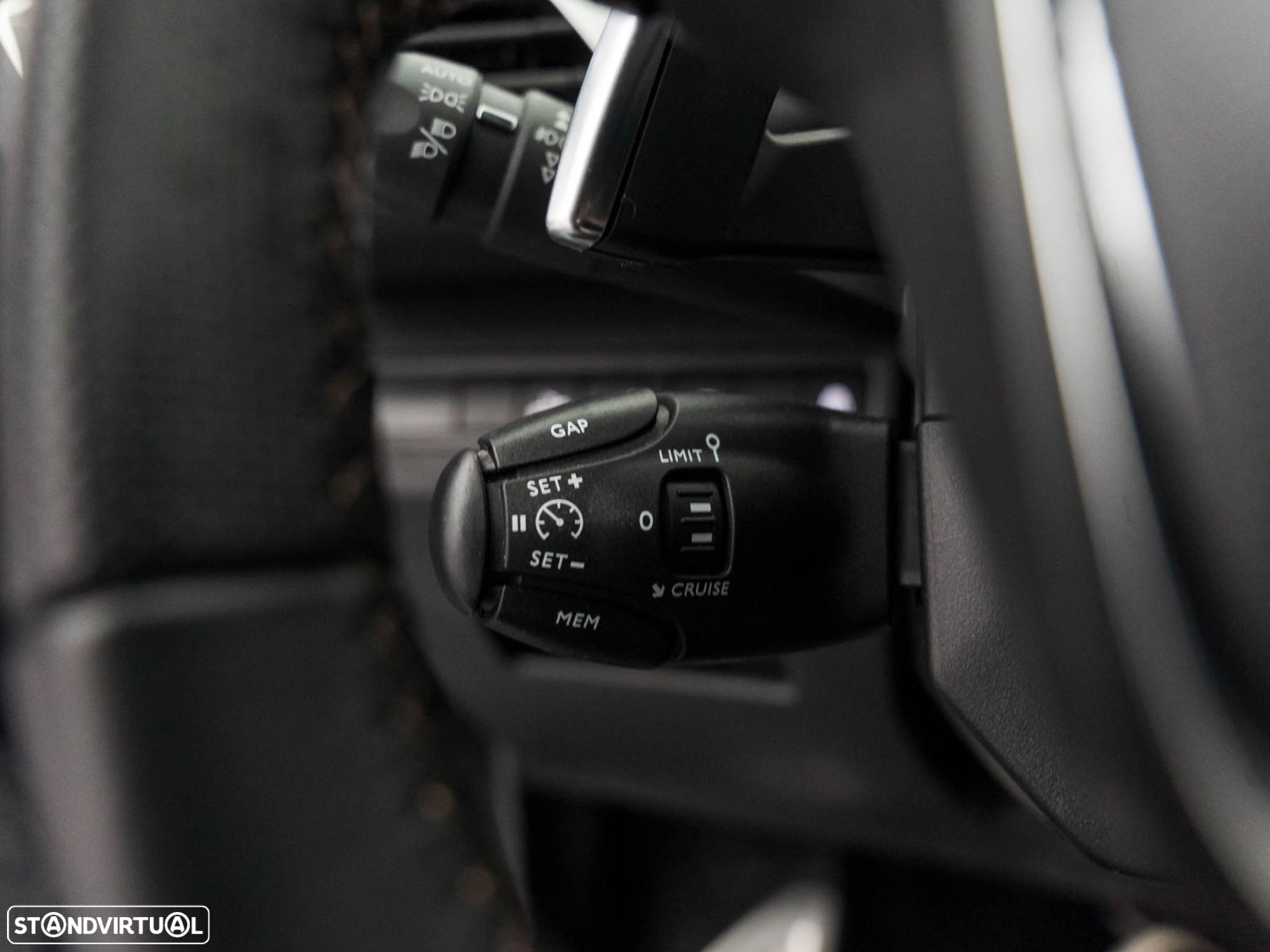 Peugeot 5008 1.5 BlueHDi GT Line EAT8 - 21