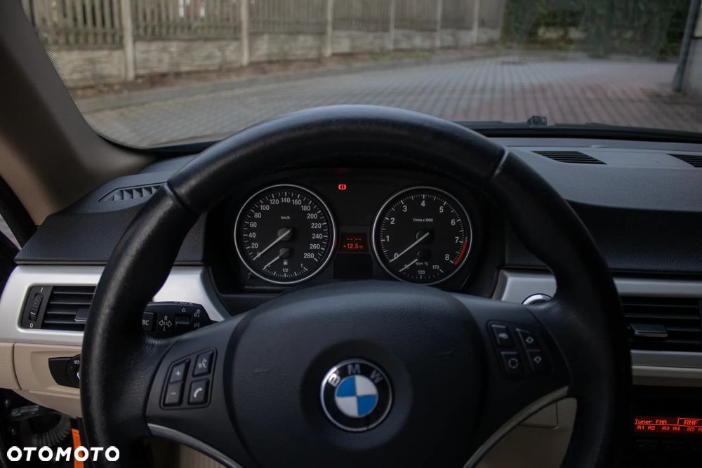 BMW Seria 3 - 10