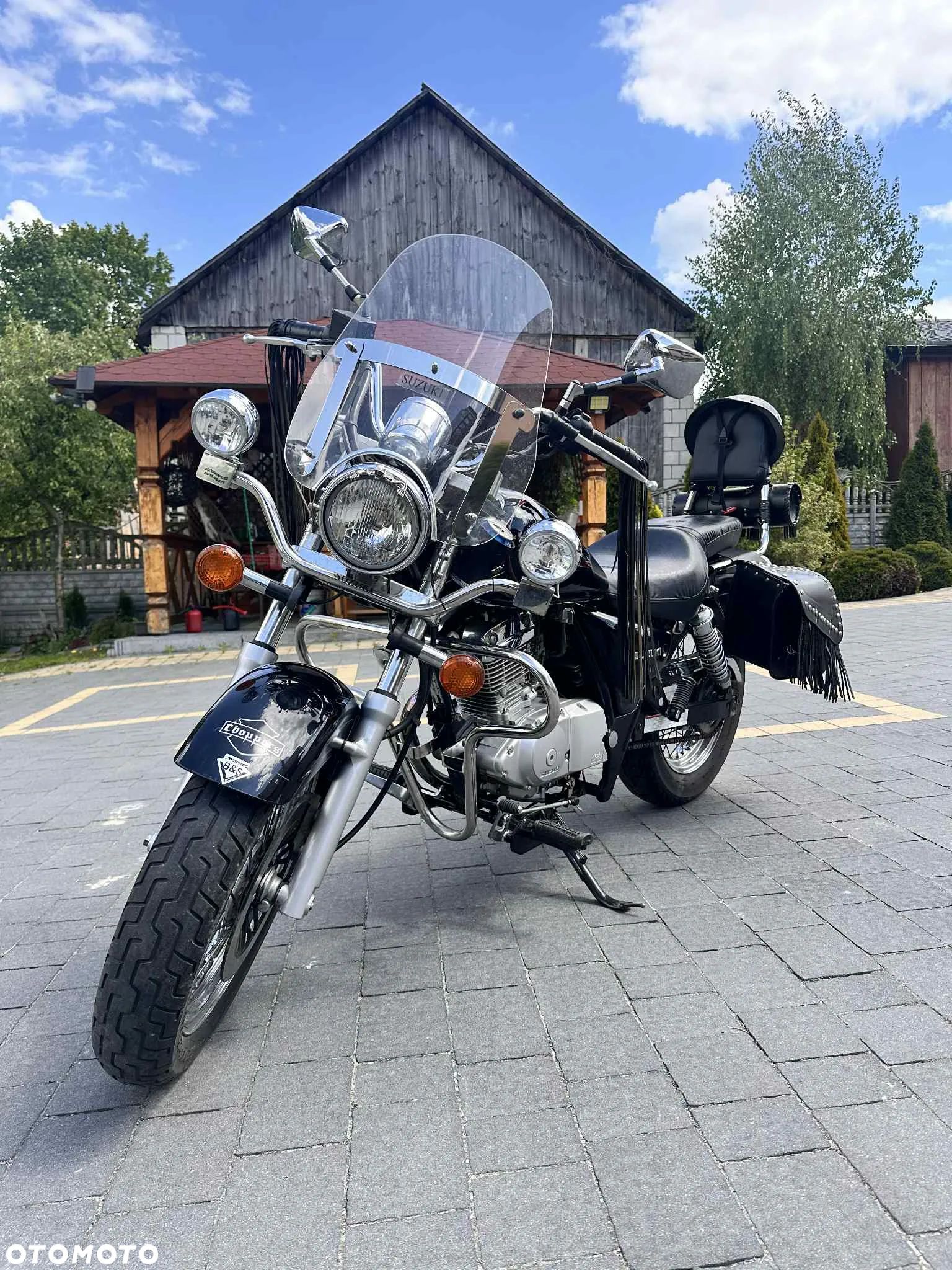 Suzuki Marauder - 1