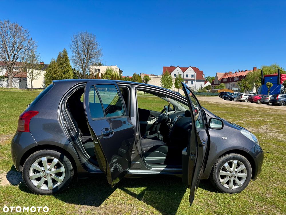 Toyota Yaris 1.3 Luna A/C - 6