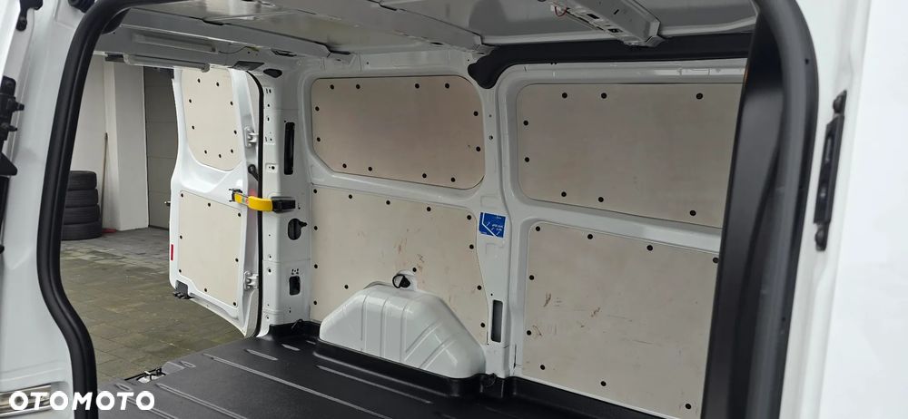 Ford Transit Custom - 27
