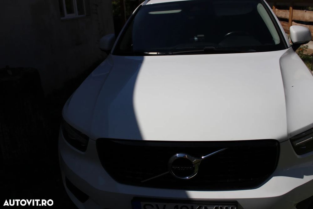 Volvo XC 40 D3 AWD Momentum - 1