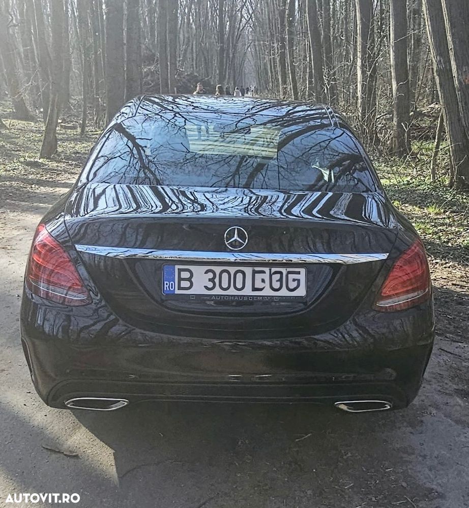 Mercedes-Benz C - 4