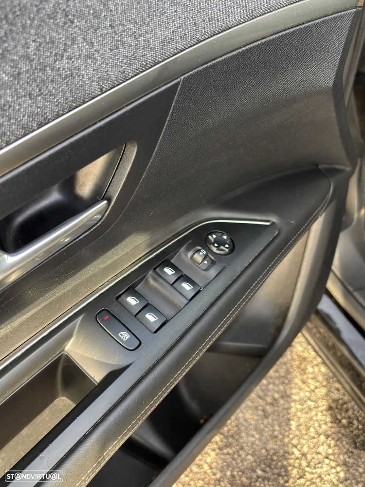 Peugeot 3008 PureTech 130 Stop & Start Allure - 16