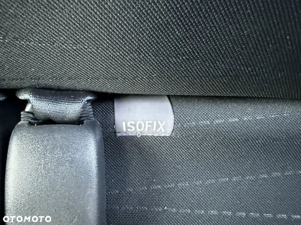 Toyota Yaris 1.3 VVT-i Sol - 19