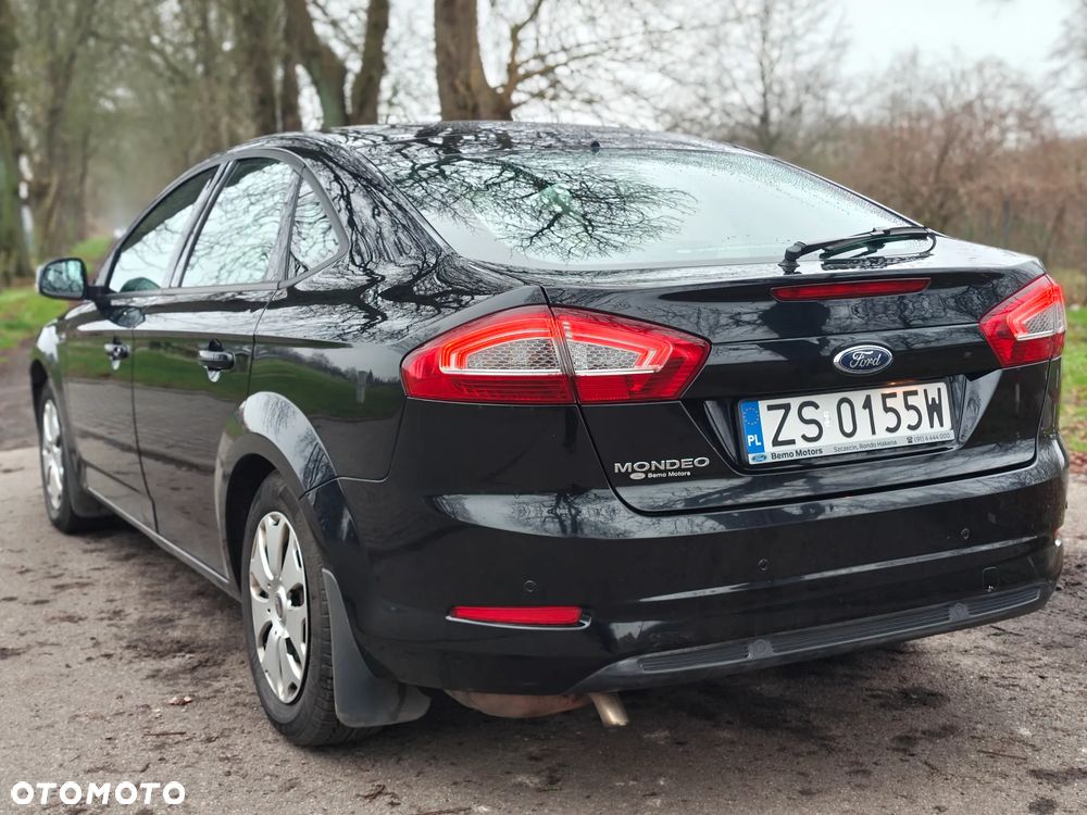 Ford Mondeo 2.0 FF Titanium - 12