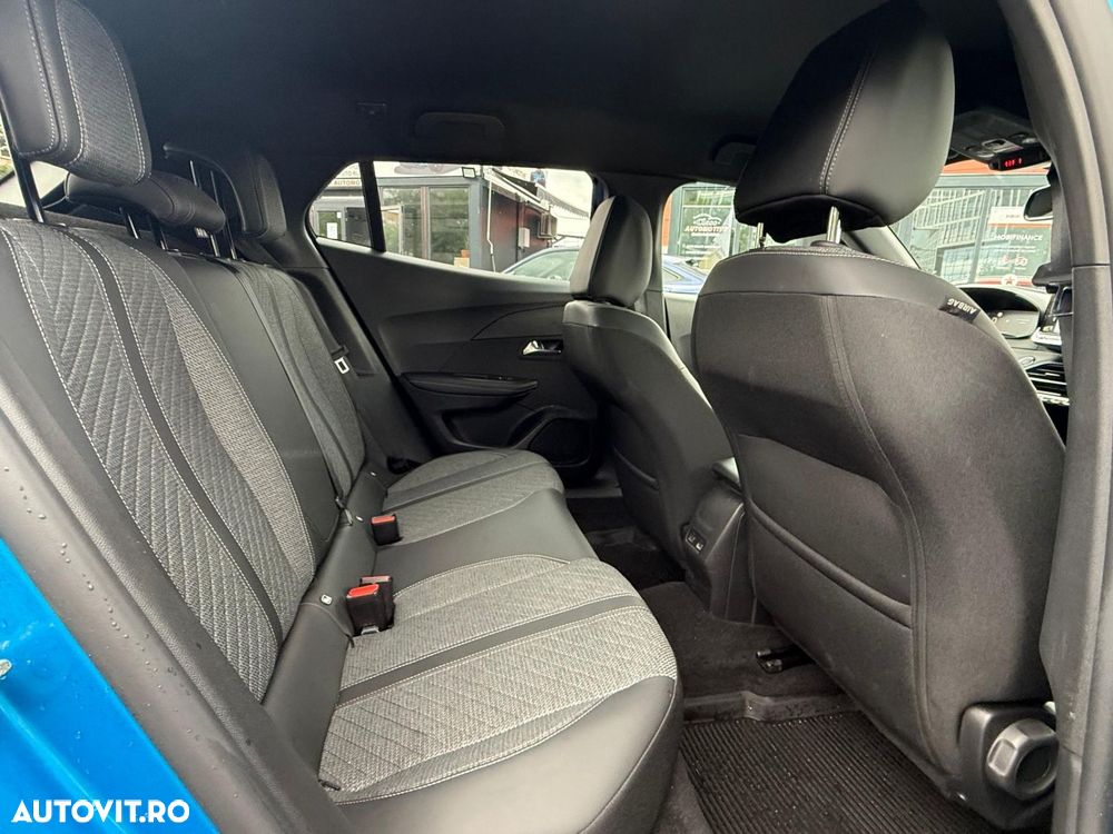 Peugeot 2008 1.2L PureTech 130 S&S EAT8 Allure - 15