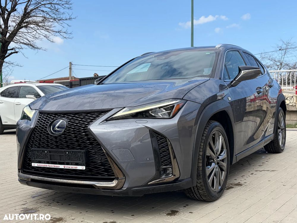 Lexus UX 250h (E-FOUR) F SPORT - 31