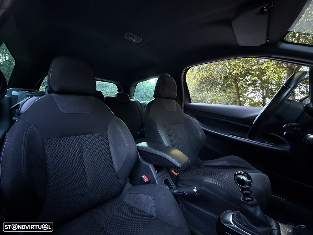 Citroën DS3 1.6 e-HDi Airdream Sport Chic — fotografia 9