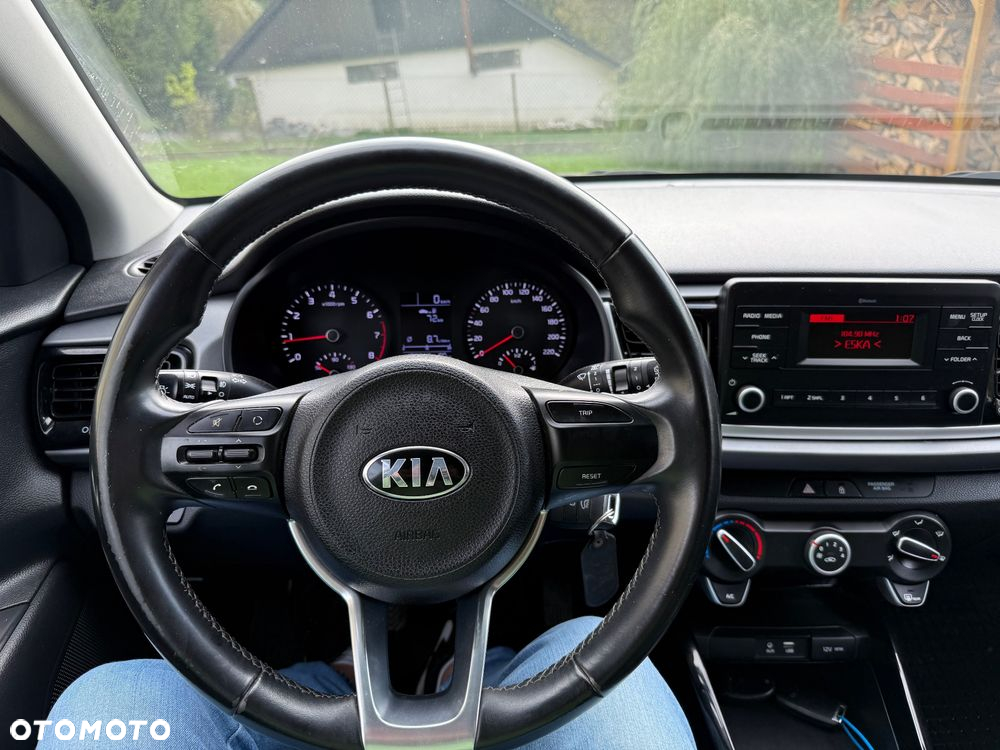 Kia Rio - 15