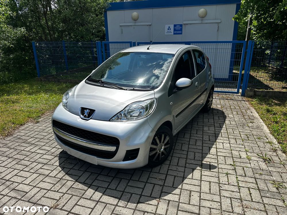 Peugeot 107 70 2-Tronic Filou - 2