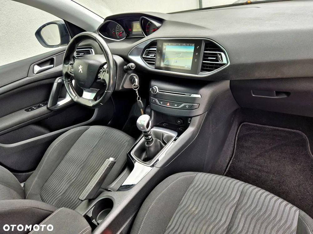 Peugeot 308 e-HDi 115 Stop & Start Active - 8