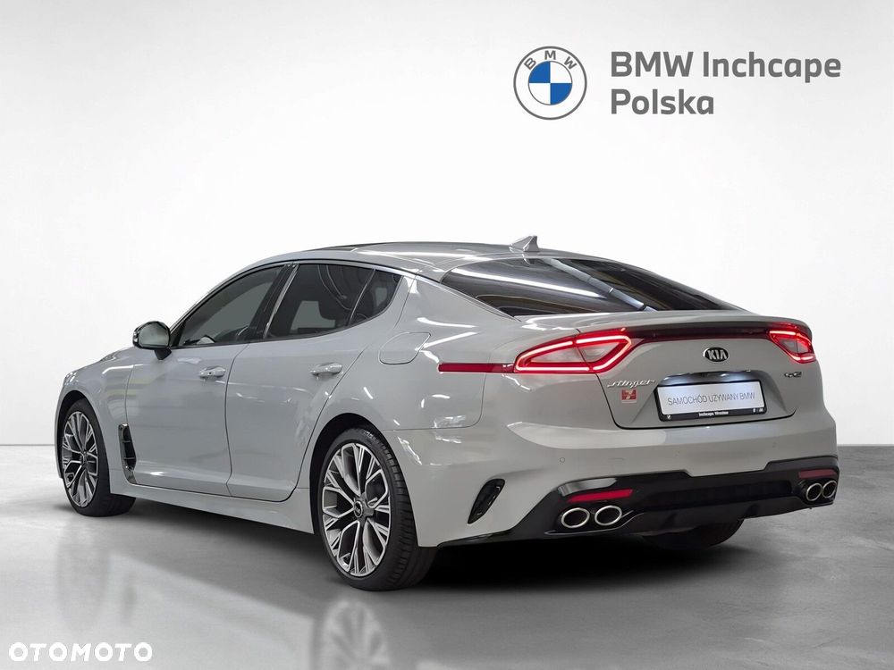 Kia Stinger - 4