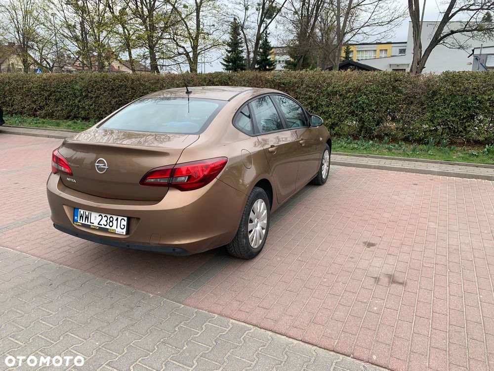 Opel Astra - 3