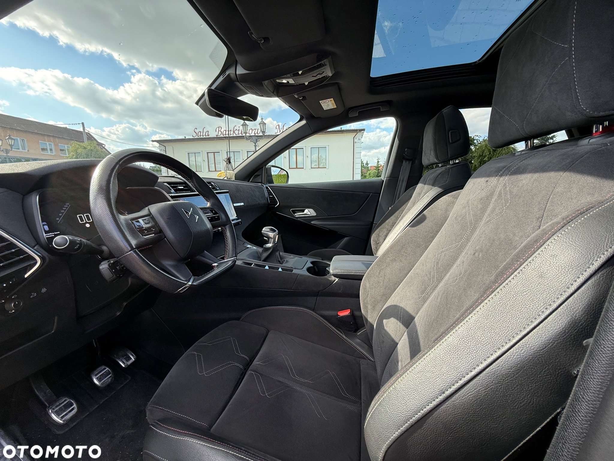 DS Automobiles DS 7 Crossback - 24