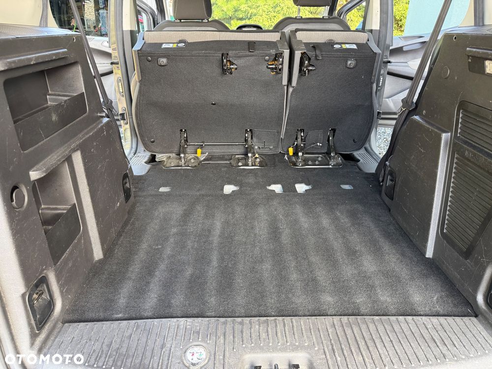 Ford Tourneo Courier 1.0 EcoBoost Titanium - 18