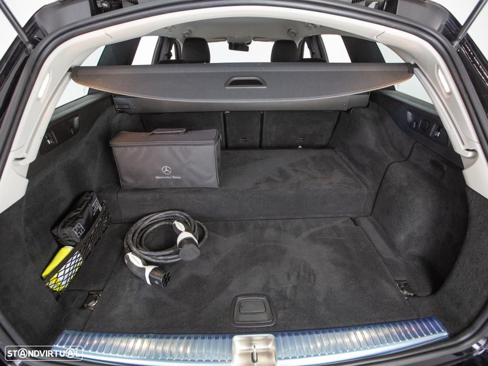 Mercedes-Benz E 300 de Avantgarde - 12