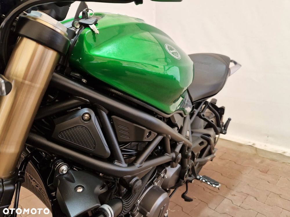 Benelli 752 S - 20