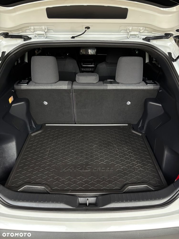 Toyota Yaris Cross - 20