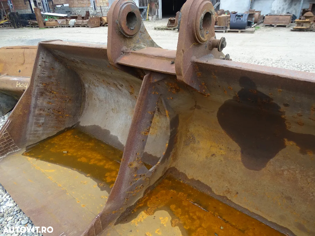 Cupa de Taluz Mare pt. excavator 40-60 t - 9
