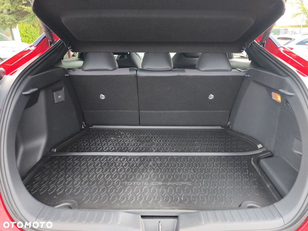 Toyota C-HR - 12