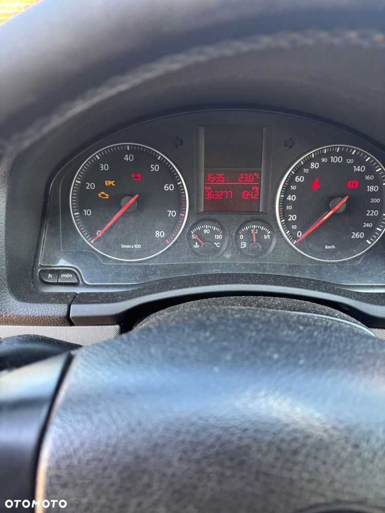 Volkswagen Golf 1.6 Tour - 5