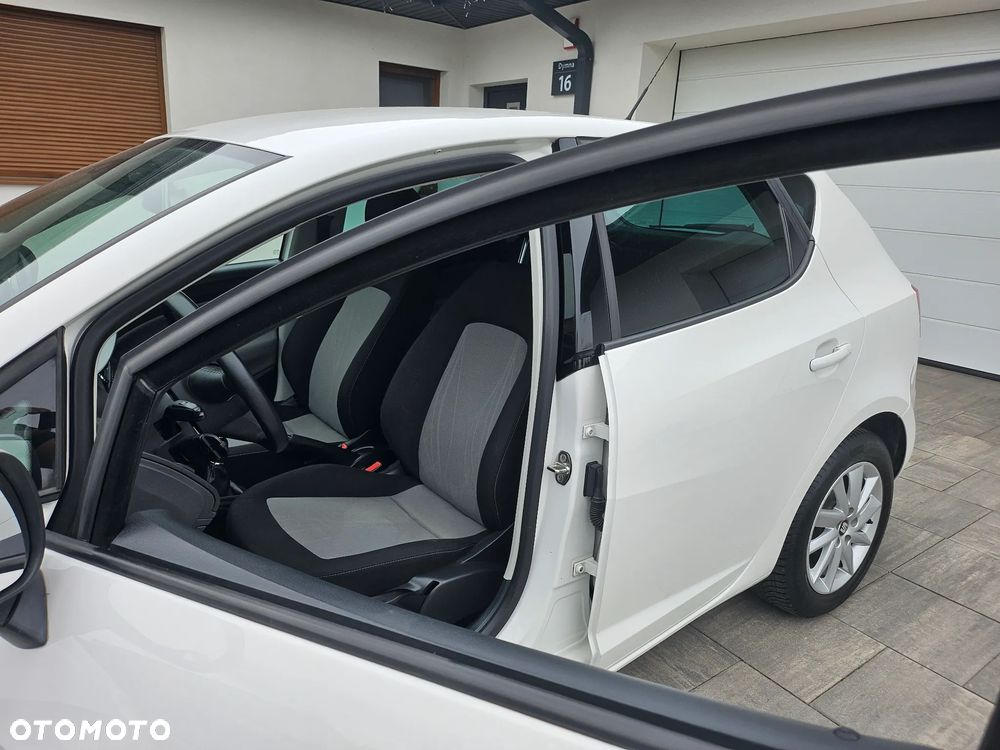 Seat Ibiza 1.4 16V Style - 11