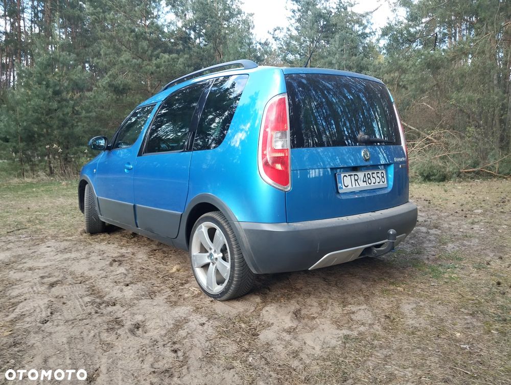 Skoda Roomster 1.6 16V Scout PLUS EDITION - 2
