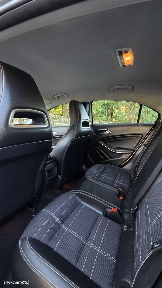 Mercedes-Benz A 200 CDI Avantgarde Automatic - 10