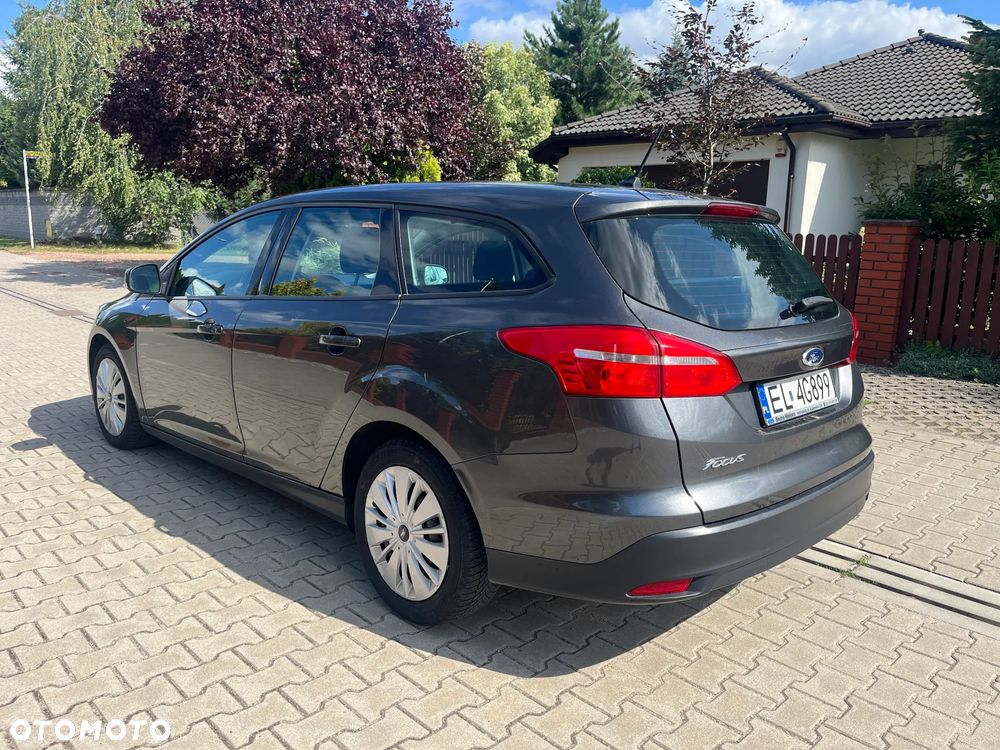 Ford Focus 1.5 TDCi SYNC Edition - 3