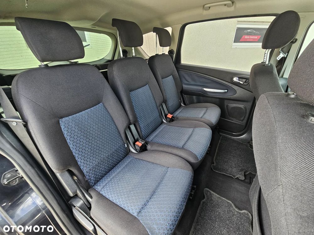 Ford S-Max 2.0 Ambiente - 10