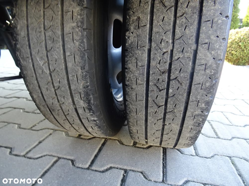 Iveco 35c15 Wywrotka 3-stronna 3,0 HPI Wzmocnione Resory Klima - 20