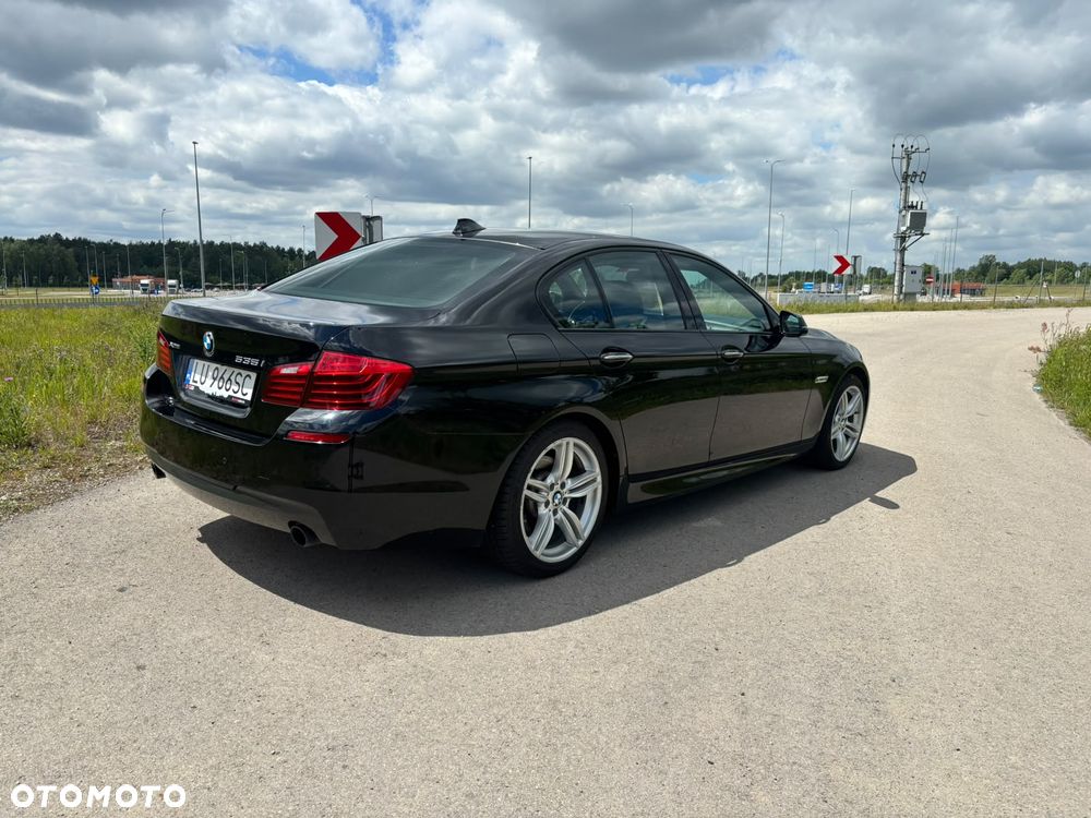 BMW Seria 5 535i xDrive Luxury Line - 33