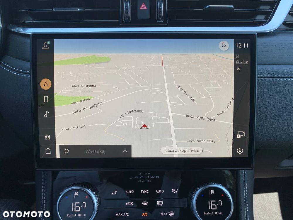 Jaguar F-Pace 2.0 P250 mHEV AWD R-Dynamic HSE - 8