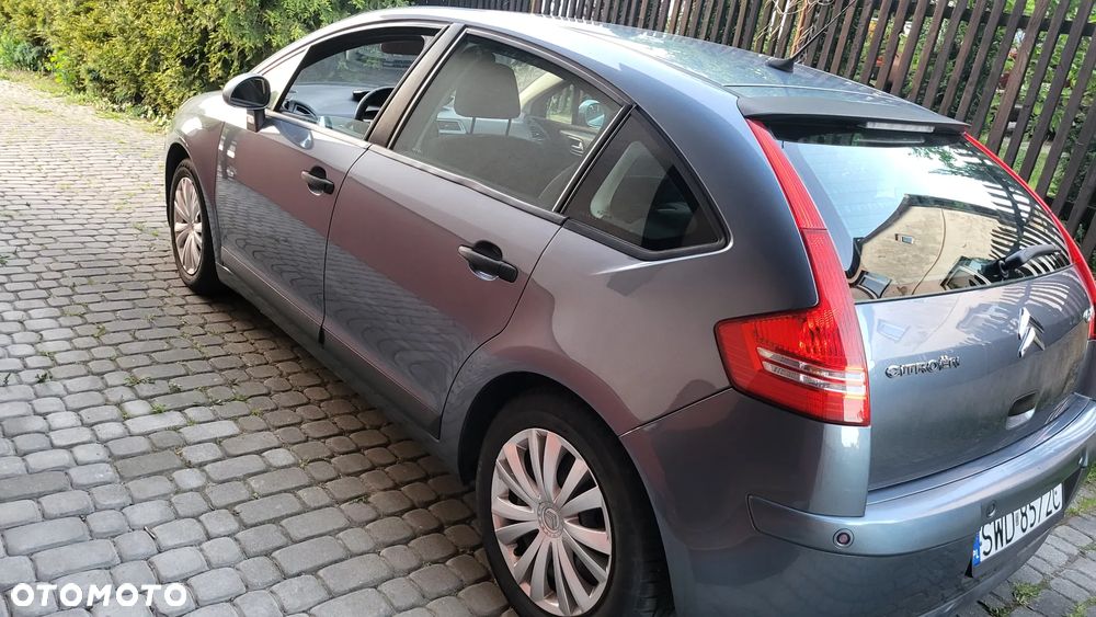 Citroën C4 1.6 16V Impress - 24