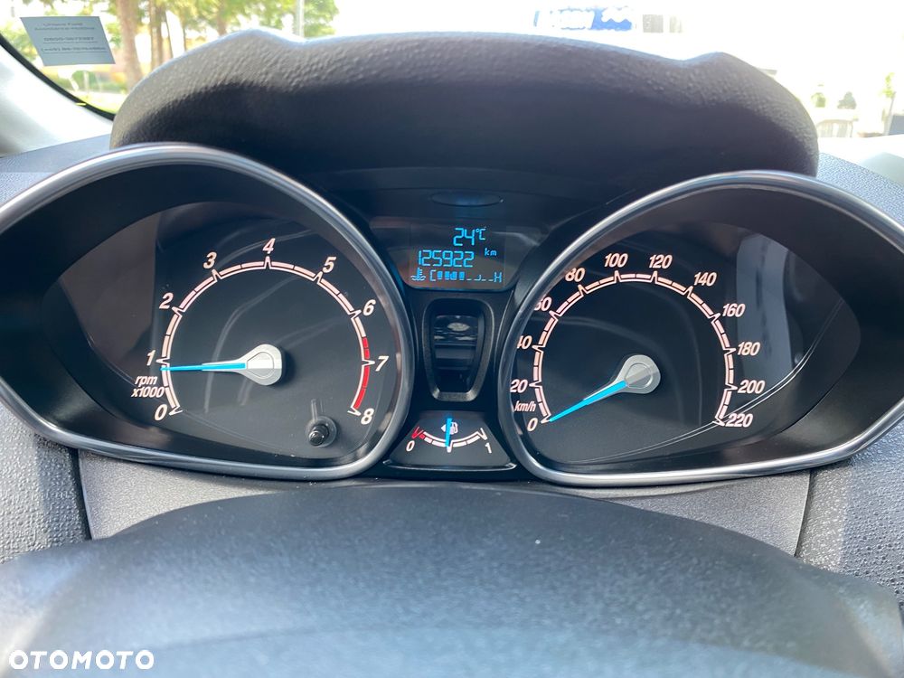 Ford Fiesta 1.25 Titanium EU5 - 23