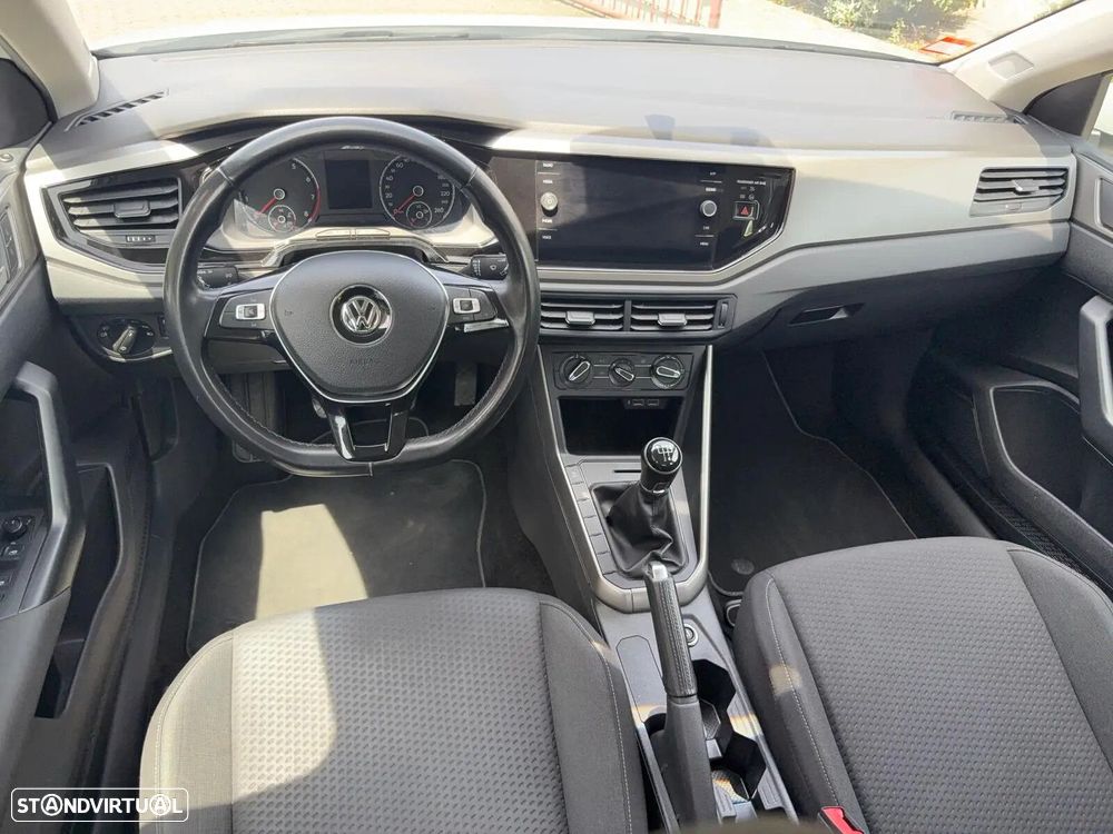 VW Polo 1.0 Confortline - 29