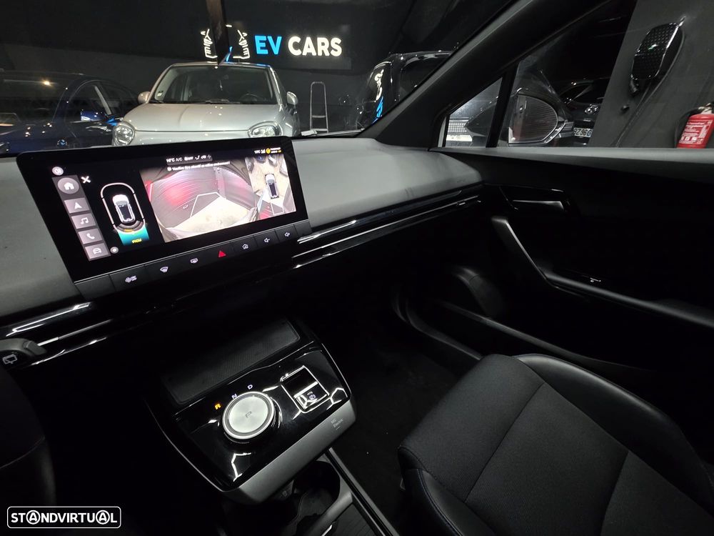 MG MG4 4 Luxury 64 kWh - 25