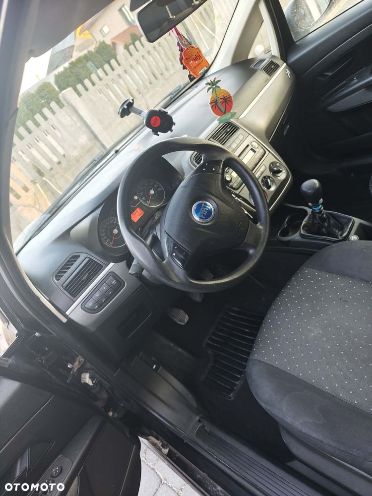 Fiat Punto - 9